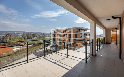 LUXUSNÝ 4-IZBOVÝ BYT S VEĽKOU TERASOU (50 m²) – POD ŠIANCOM, KOŠICE