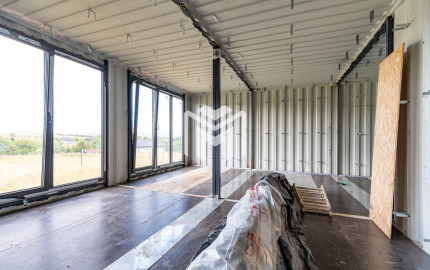 BÝVANIE INAK I DOM NA 923 M² POZEMKU I CHRASTNÉ