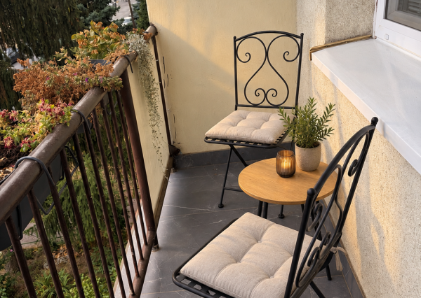 MODERNÝ 2-IZBOVÝ BYT I LOGGIA I STARÉ MESTO