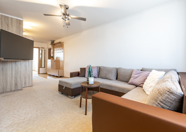 3-IZBOVÝ PRAŽSKÝ BYT I TERASA I 67,66 M² I ZARIADENÝ