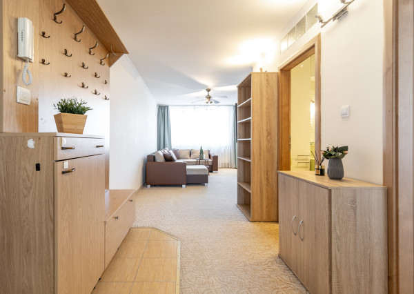 3-IZBOVÝ PRAŽSKÝ BYT I TERASA I 67,66 M² I ZARIADENÝ