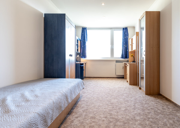 3-IZBOVÝ PRAŽSKÝ BYT I TERASA I 67,66 M² I ZARIADENÝ